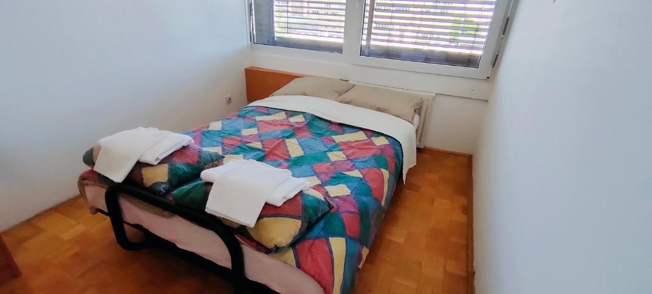 לובליאנה Corner Tower // Prijetno Stanovanje Za 4 Osebe + Free Parking מראה חיצוני תמונה